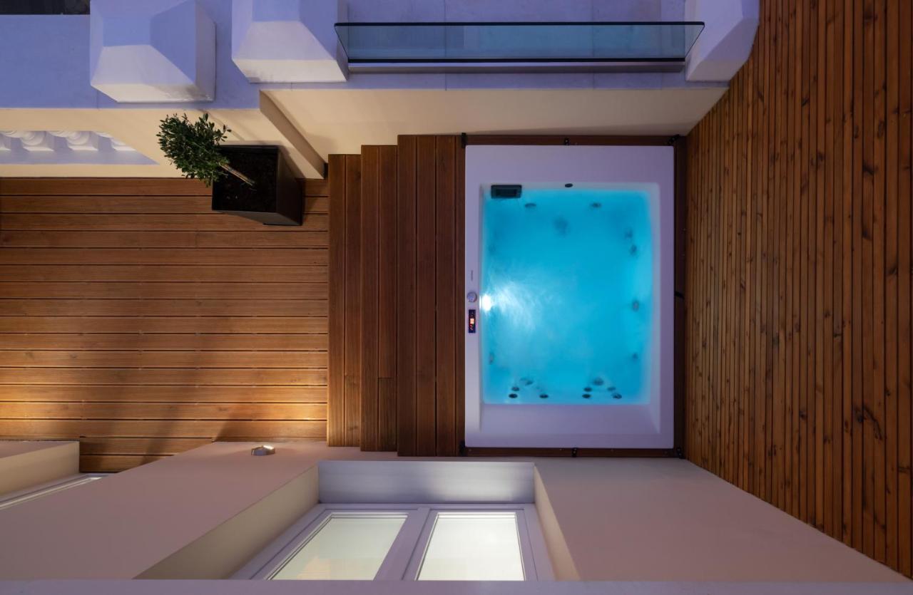 Praxitelous Luxury Suites Athens Exterior photo