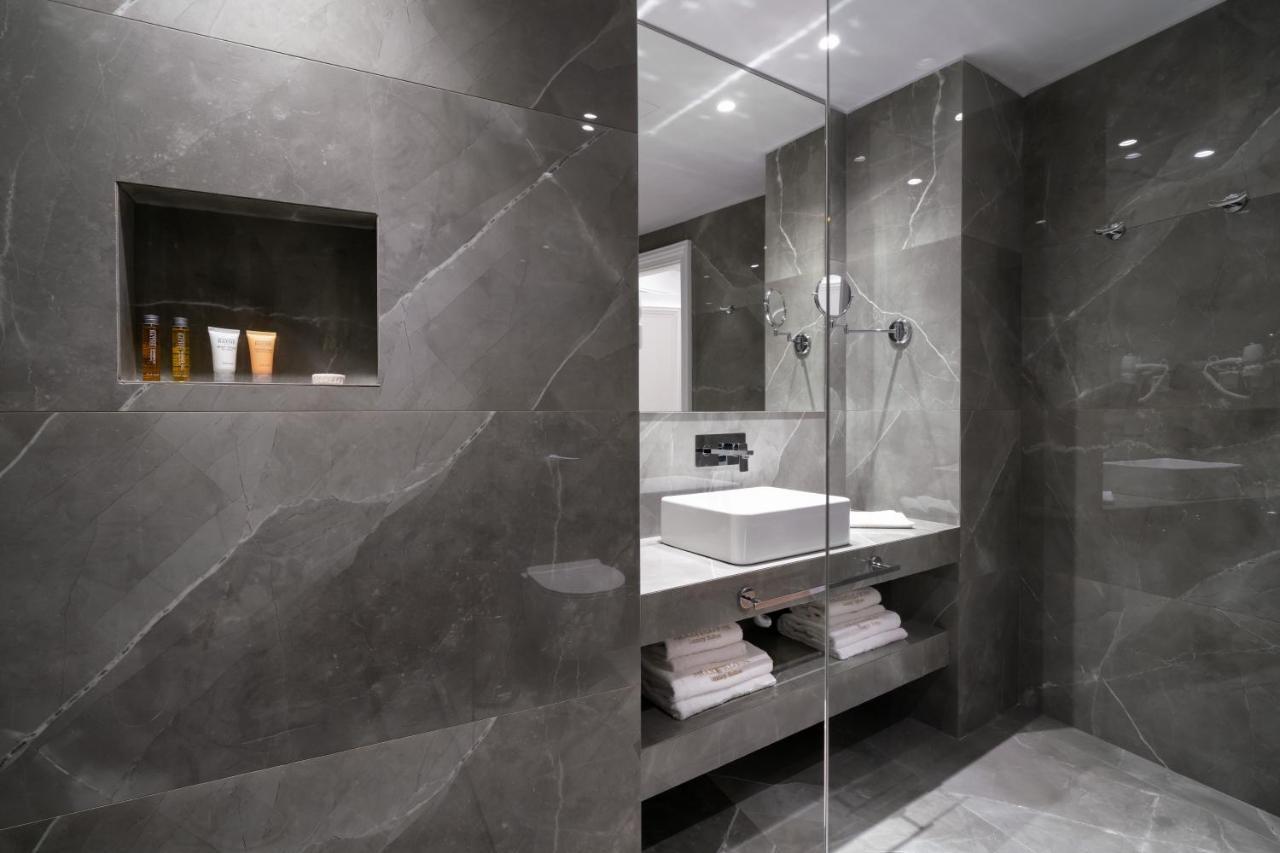Praxitelous Luxury Suites Athens Exterior photo