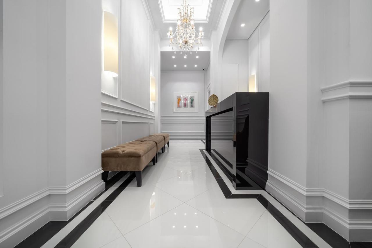 Praxitelous Luxury Suites Athens Exterior photo