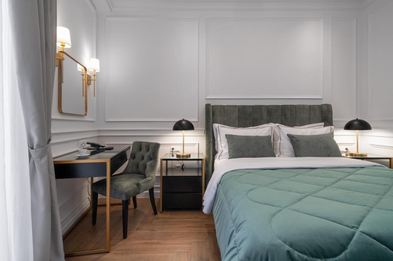 Praxitelous Luxury Suites Athens Exterior photo