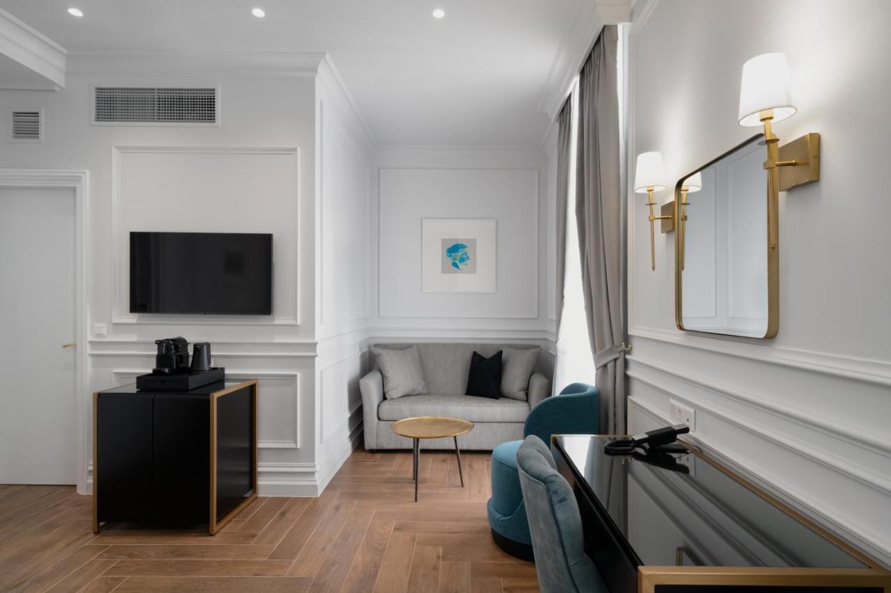 Praxitelous Luxury Suites Athens Exterior photo