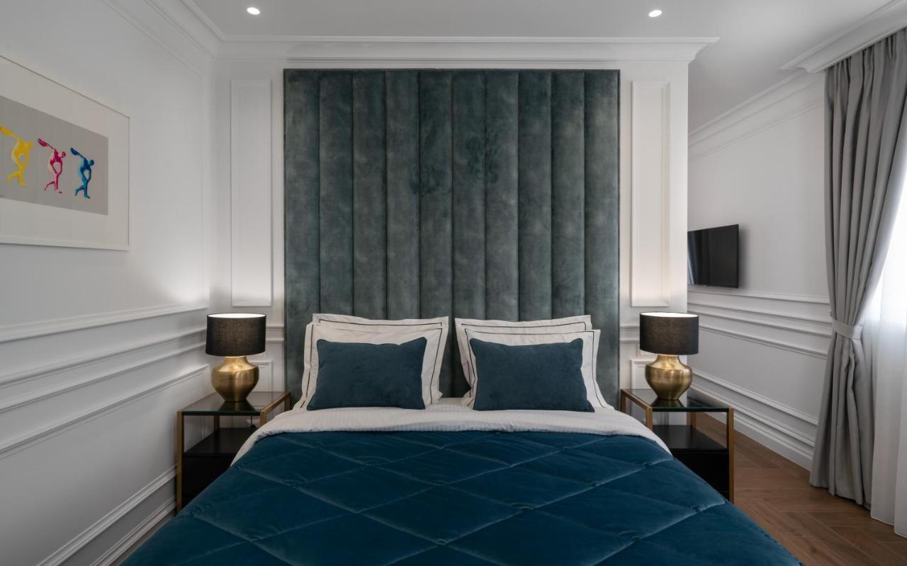 Praxitelous Luxury Suites Athens Exterior photo