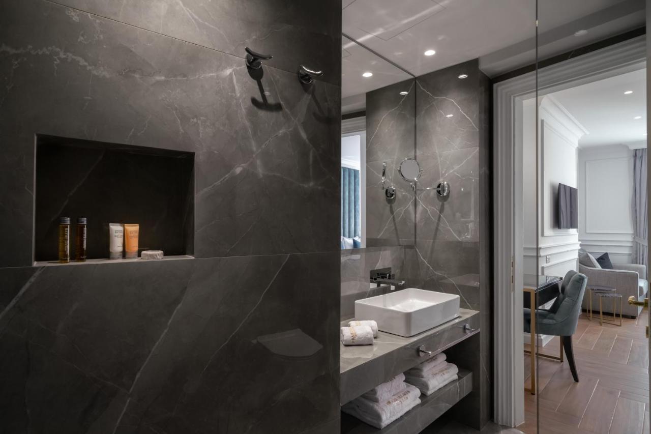 Praxitelous Luxury Suites Athens Exterior photo
